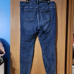 Torrid Super Soft Jeggings (Medium Wash)